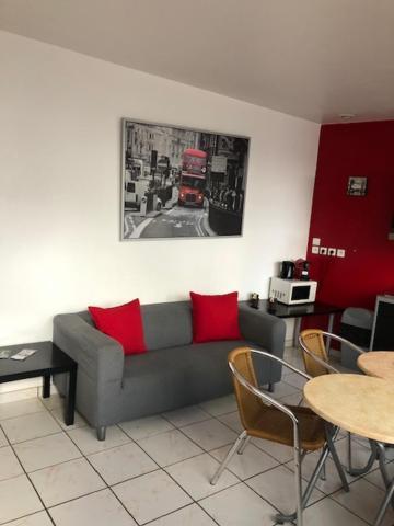 Jardin Fleury Apartment Gien Ngoại thất bức ảnh