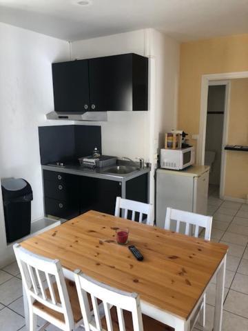 Jardin Fleury Apartment Gien Ngoại thất bức ảnh